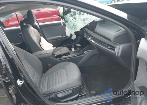 2025 Kia K4 Ex from USA, damaged, VIN 3KPFU4DE4SE122138